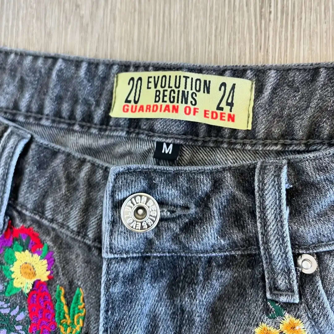 American Fashion Embroidered Denim Shorts High Street Denim Shorts Trendy Street Denim Shorts