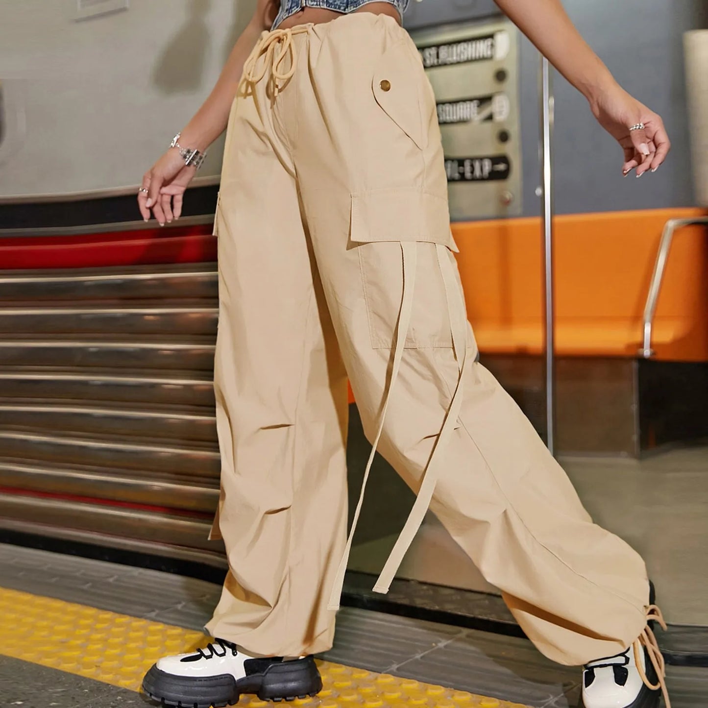 Women's Pants Streetwear Casual Hip Hop Elastic Waist Cargo Pants Drawstring Lace Up Trousers