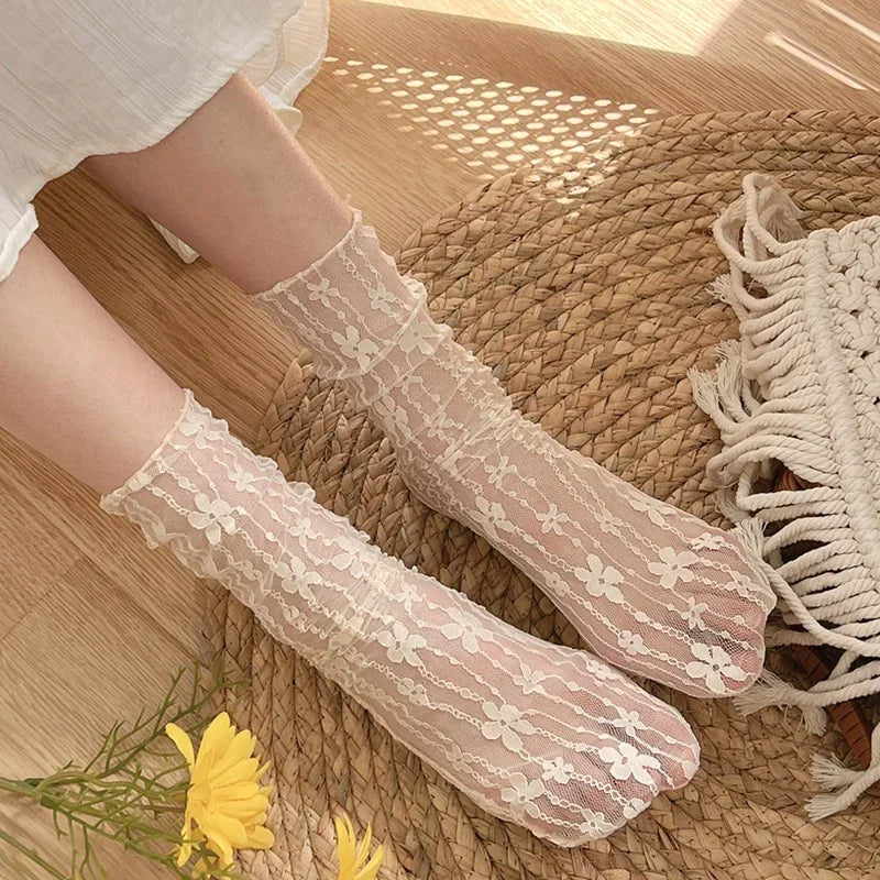 Women's Breathable Transparent Floral Lace Socks Sweet Mesh Fishnet Socks Soft Fun Socks Hosiery