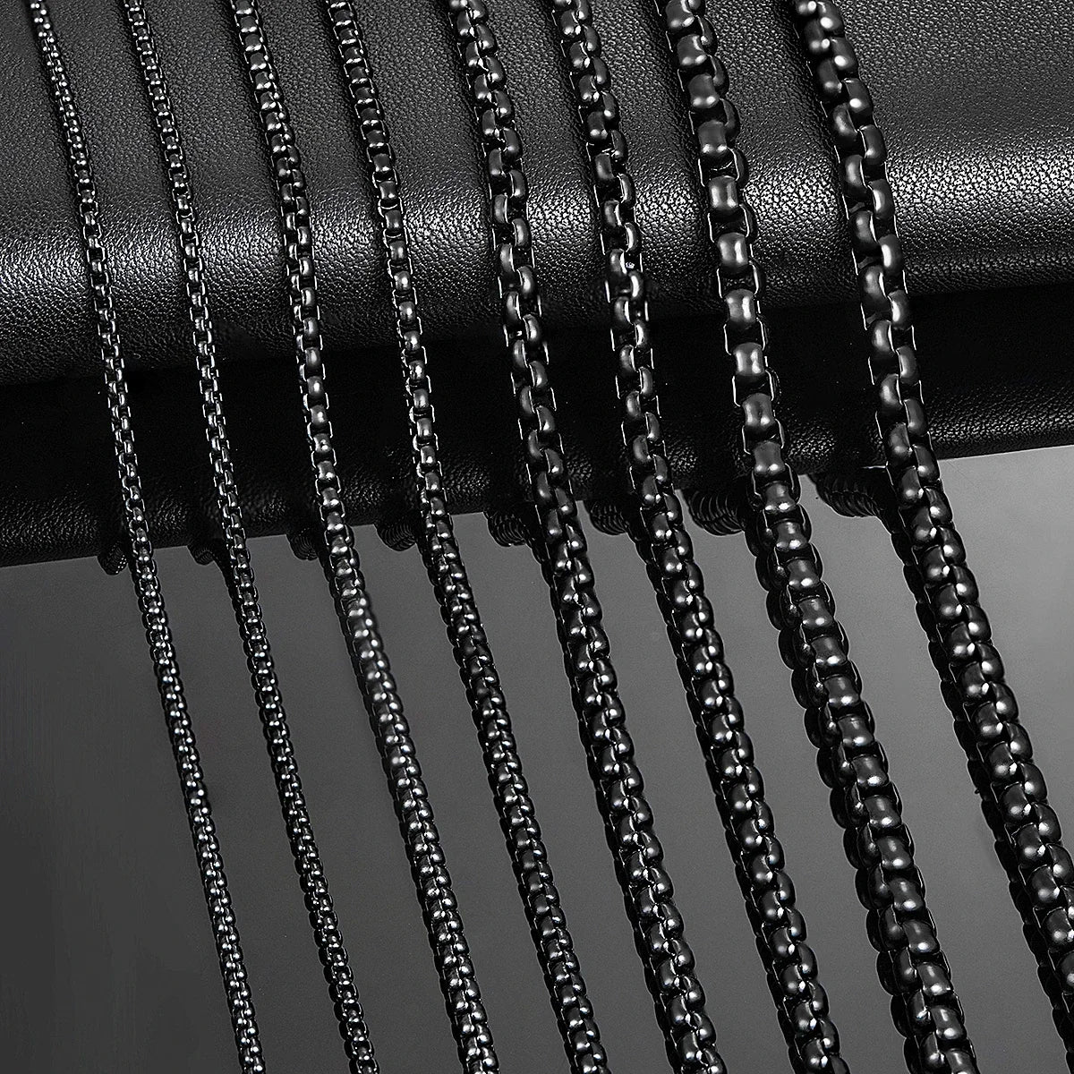 HIYEE 1 Piece 2mm/3mm/4mm/5mm Black Color Box Link Chain Classic Curb Necklace Stainless Steel Jewelry for Men Women