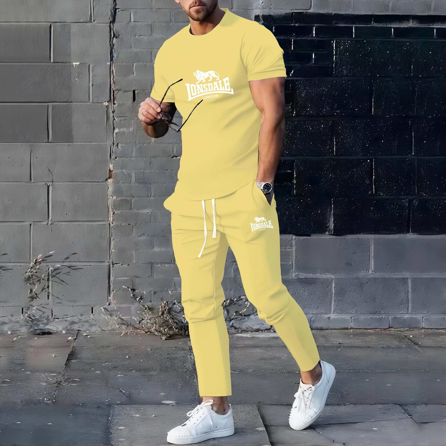 Summer hot selling men's suits sportswear men's fashion clothing  T-shirts pants two-piece sets casual wear streetwear