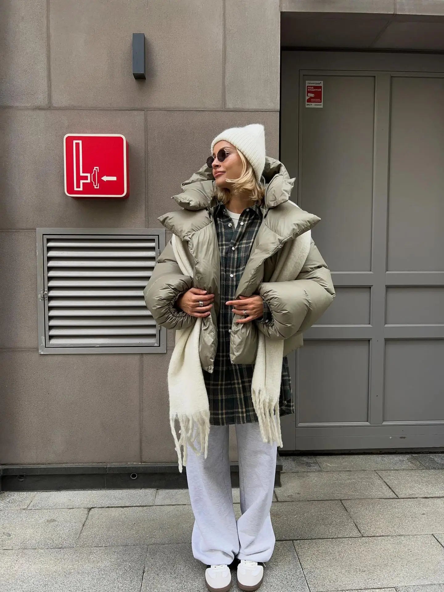Hooded Jacket Thick Warm Solid Color Streetwear Zipper Loose Down Jacket