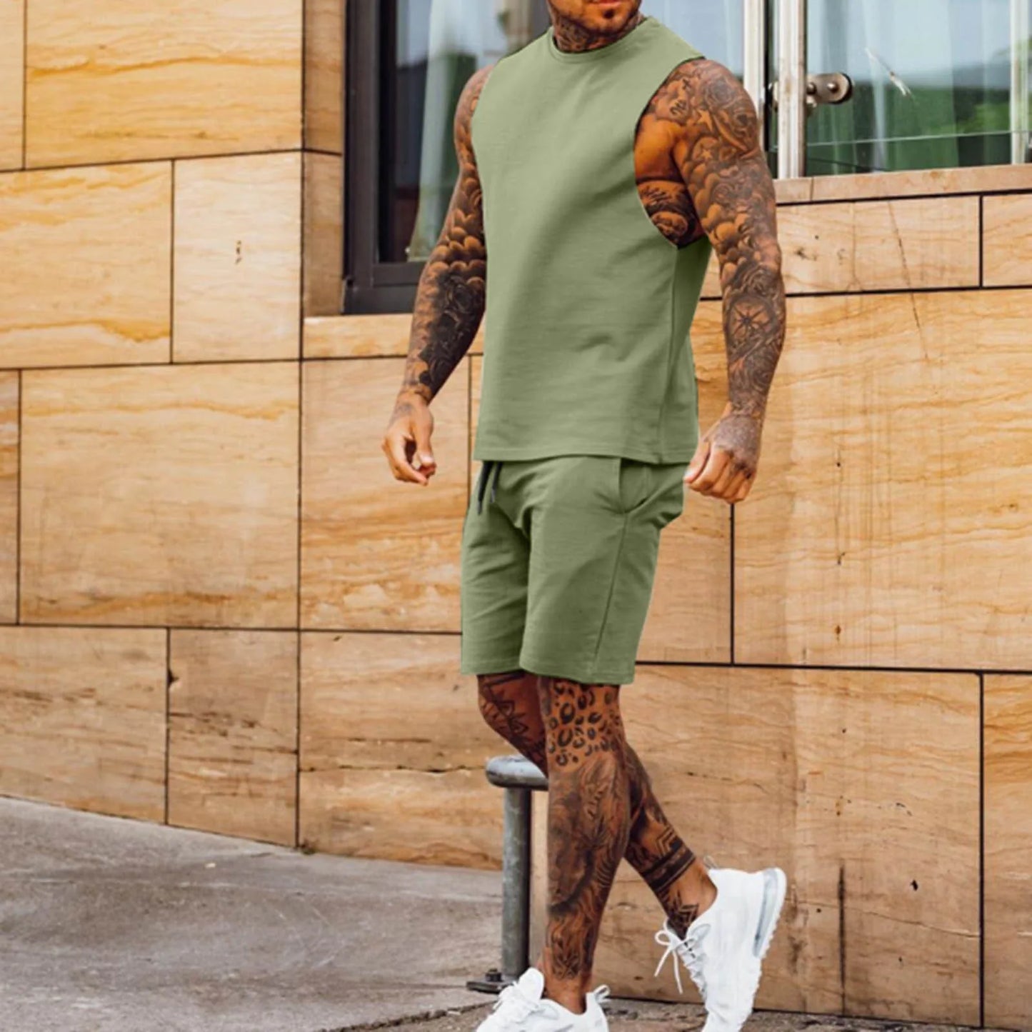 Sportswear Men's Casual Thin Five Quarter Pants Sleeveless Top Solid Color Camelback Shorts Two-piece Set