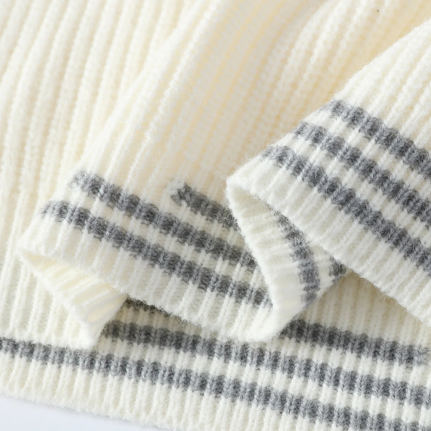 Retro Color Collision Twist Sweater Loose Fit Round Neck Knit Pullover