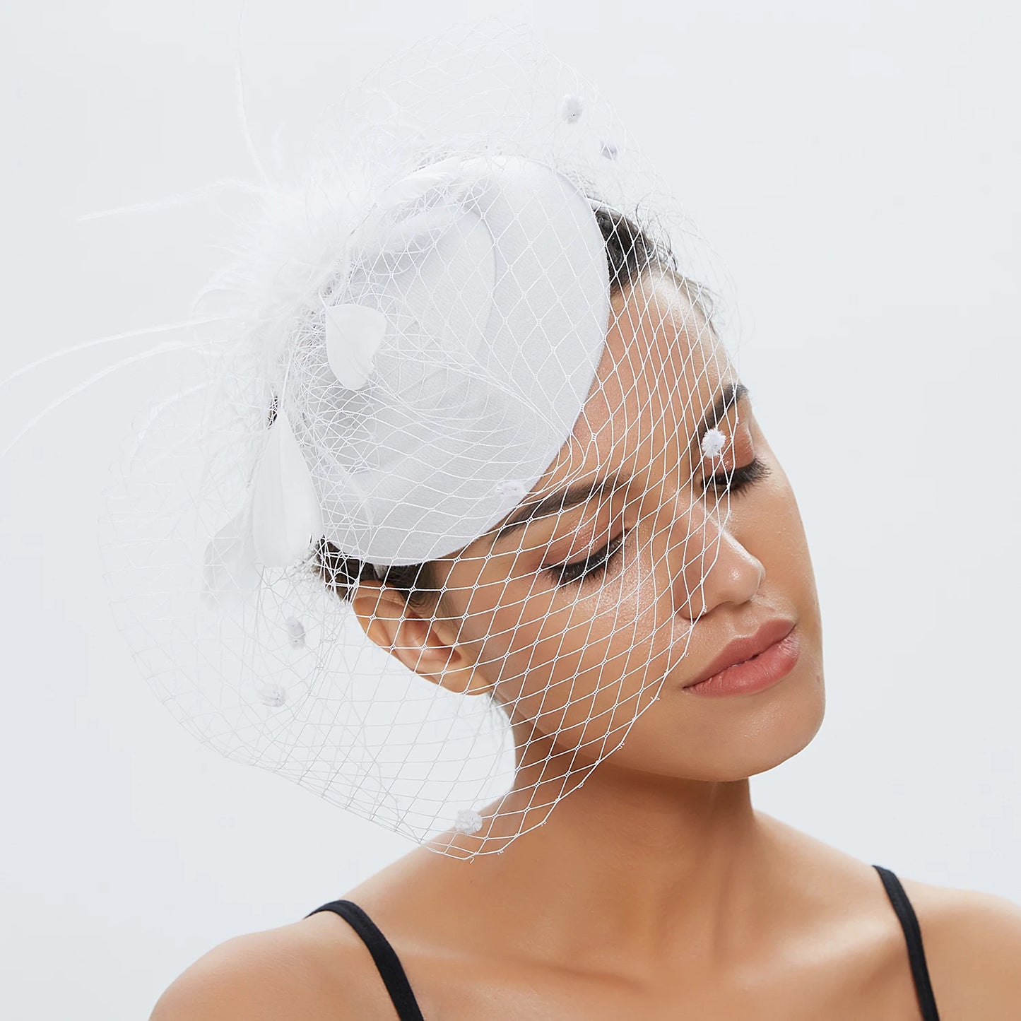Women's Felt Fascinator Hat Fishnet Veil Small Plush Wave Point Decor Hair Clips  Cocktail Headwear Fascinator