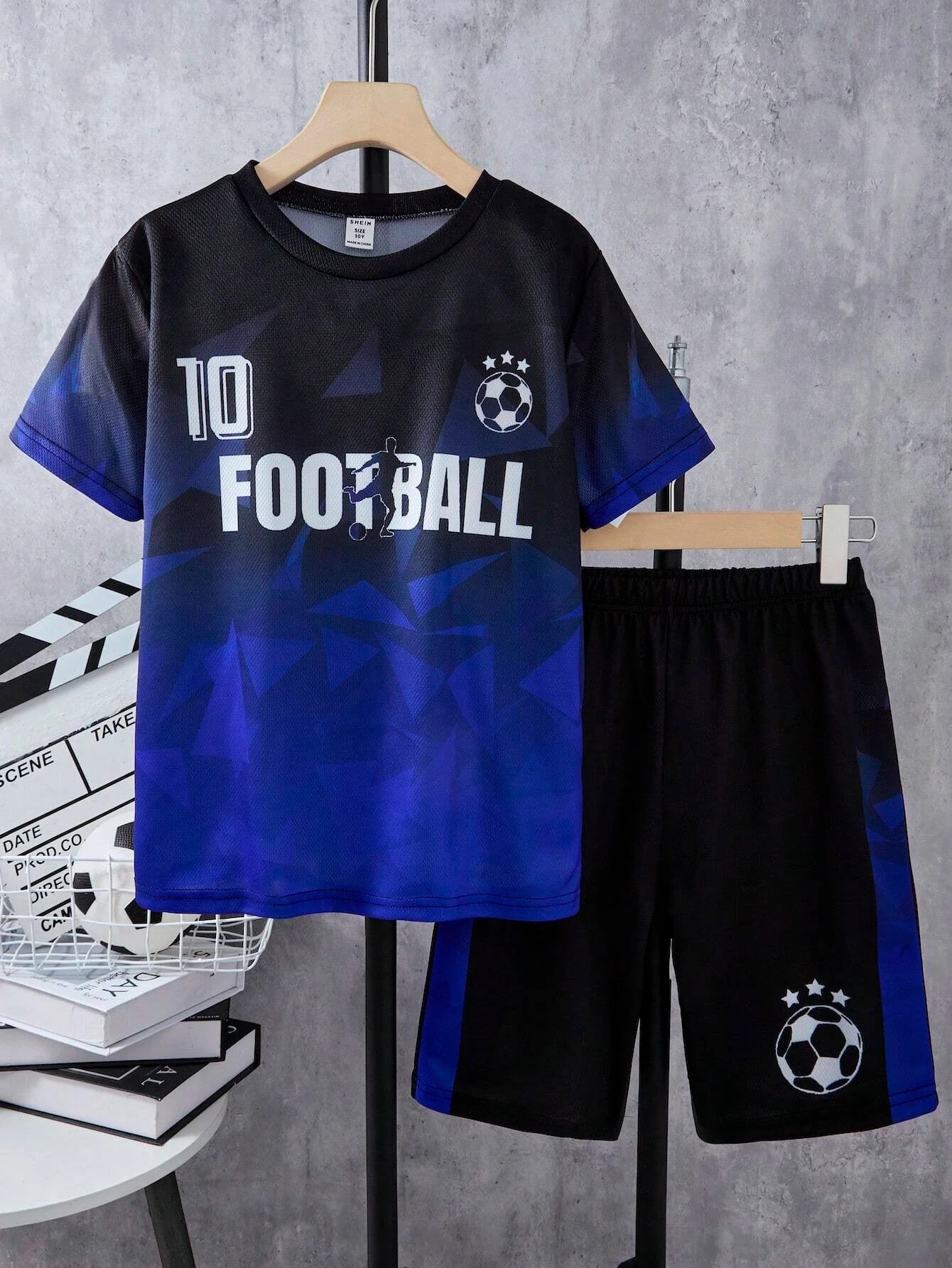Men's Summer Set Sportswear 2-piece Set Short Sleeve Round Neck Custom Printed T-shirt Shorts Men's Shorts Set Lightweight