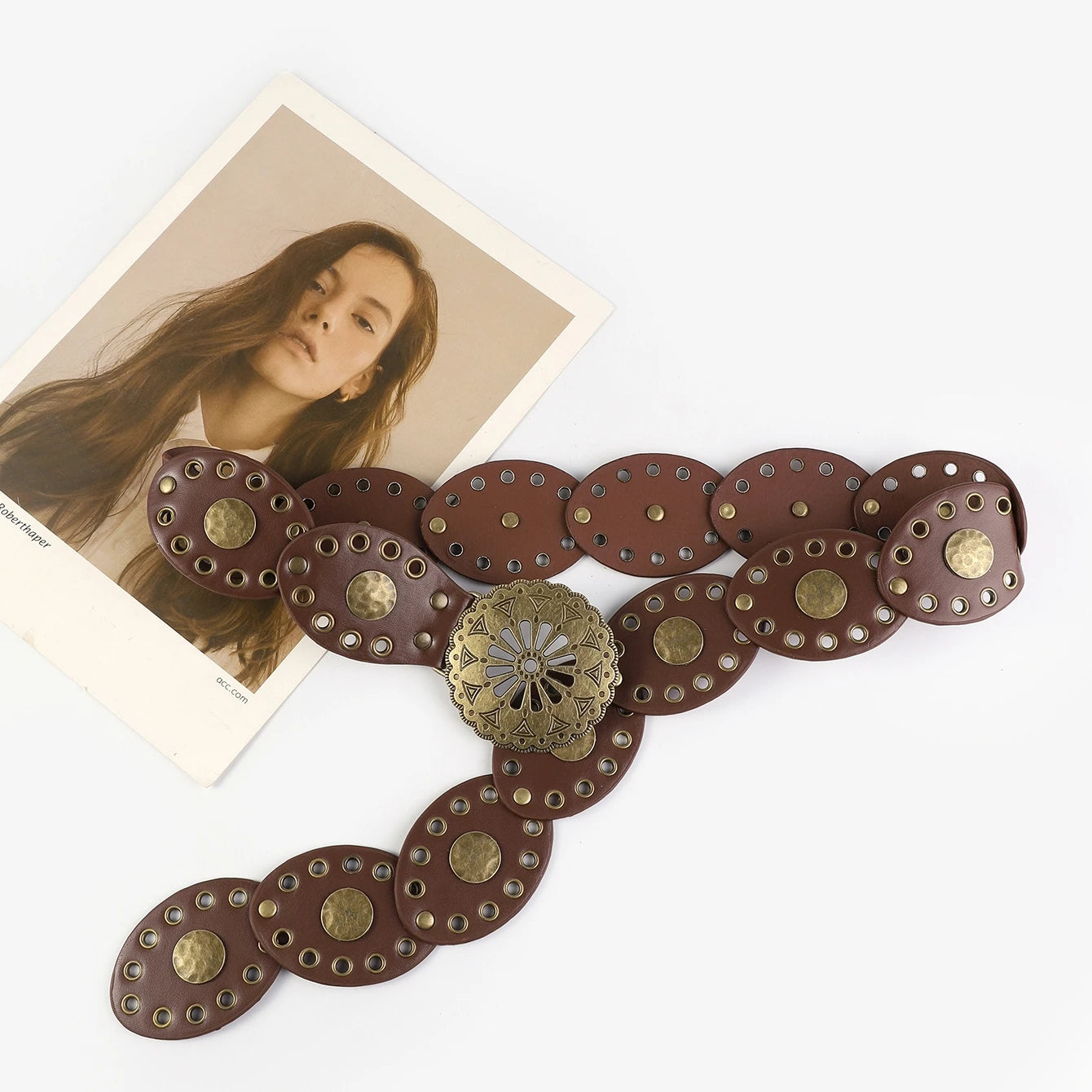 Retro design western cowboy belt personality round hollow metal wide belt for women