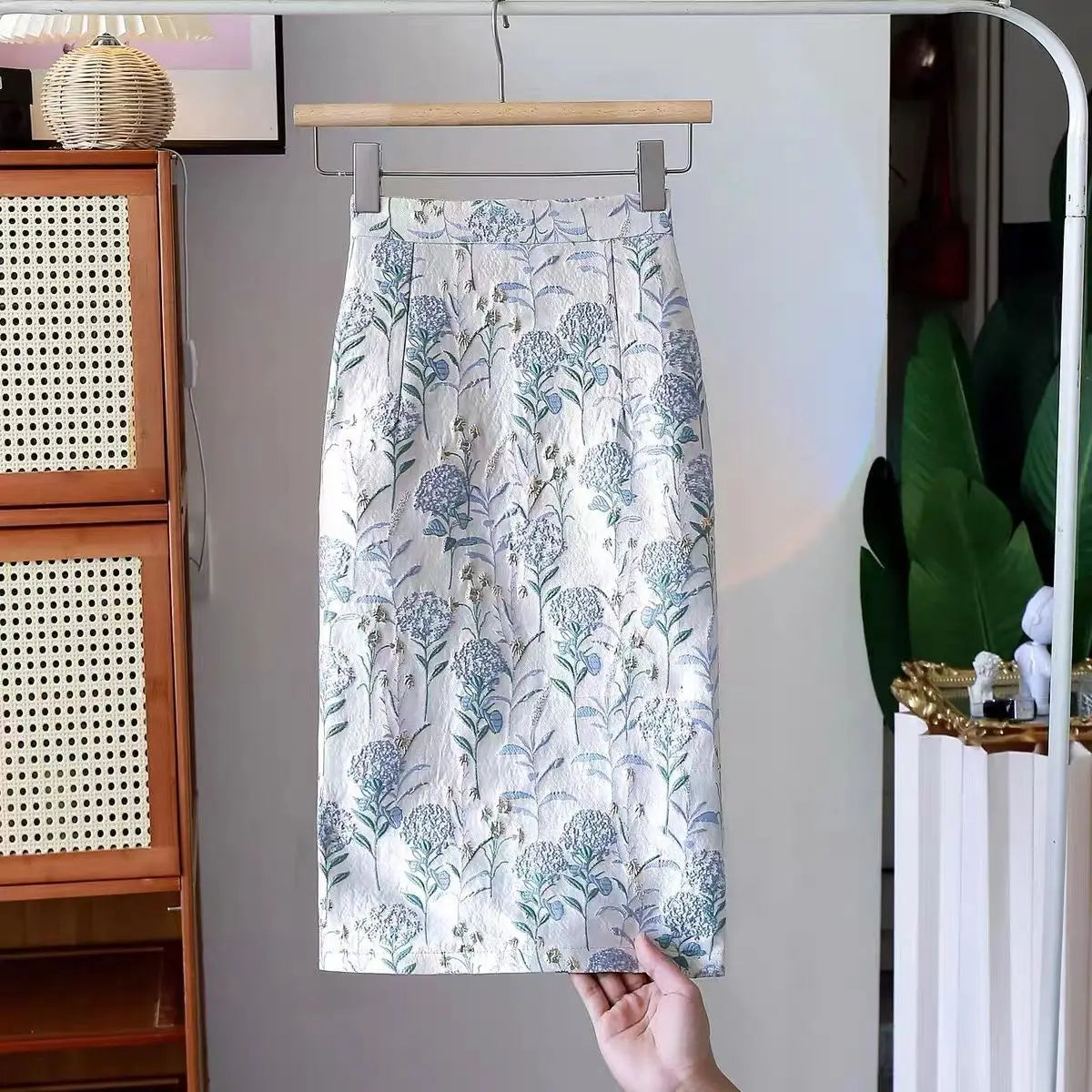 Hollow Out Irregular  Vintage Flower Oil painting High-waist Skirt