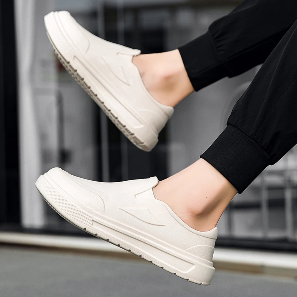 Men EVA Chef Shoes Lightweight Work Shoes Waterproof Slip On Nursing Shoes Oil-proof Garden Shoes Non Slip for Kitchen