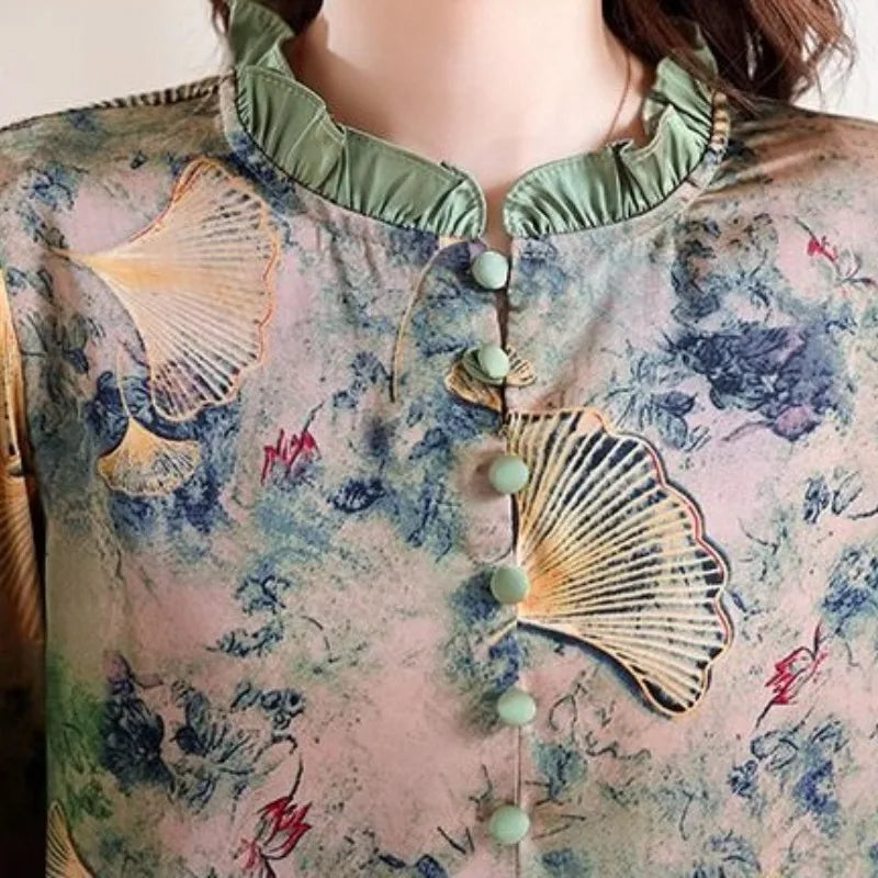 Lotus Collar Print