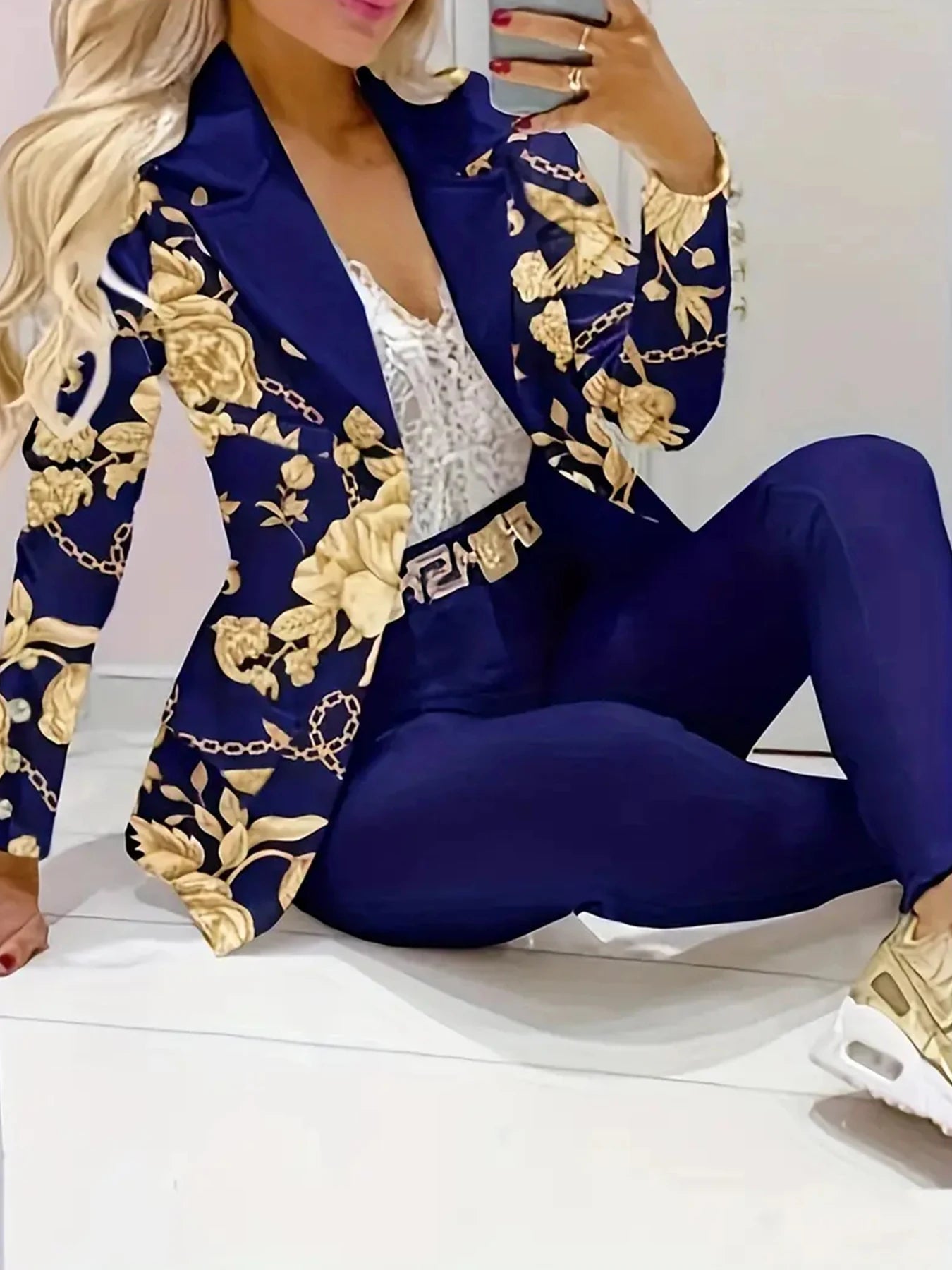Women's Business and Leisure Two-Piece Suit Set, Solid Color Long Sleeved Double Breasted Suit Jacket and Floral Printed High Waist Pants