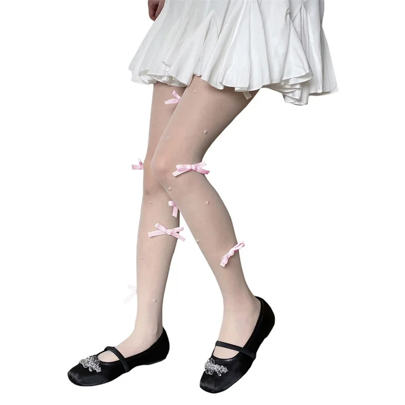 Lace Trimmed Sheer Pantyhose with Floral Embroidery Detail and High Waist Design