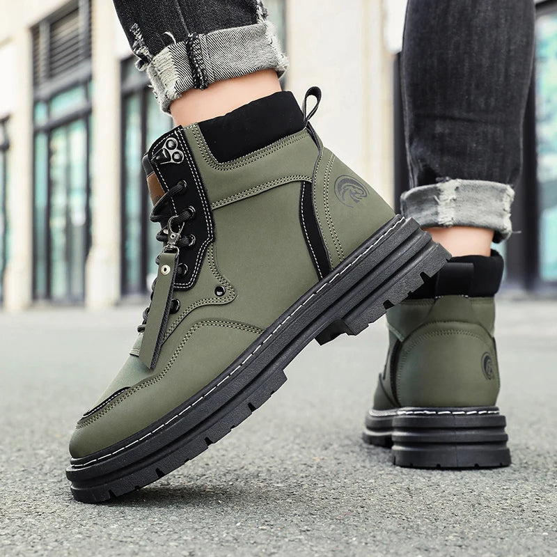 Men's thick soled shock-absorbing, wear-resistant, anti slip, retro casual yellow boots are comfortable, lightweight, cold resistant