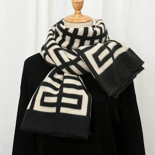 Stylish Winter Geometric Plaid Scarf  Thick Knit Warm Scarf for Ultimate Fashion and Comfort