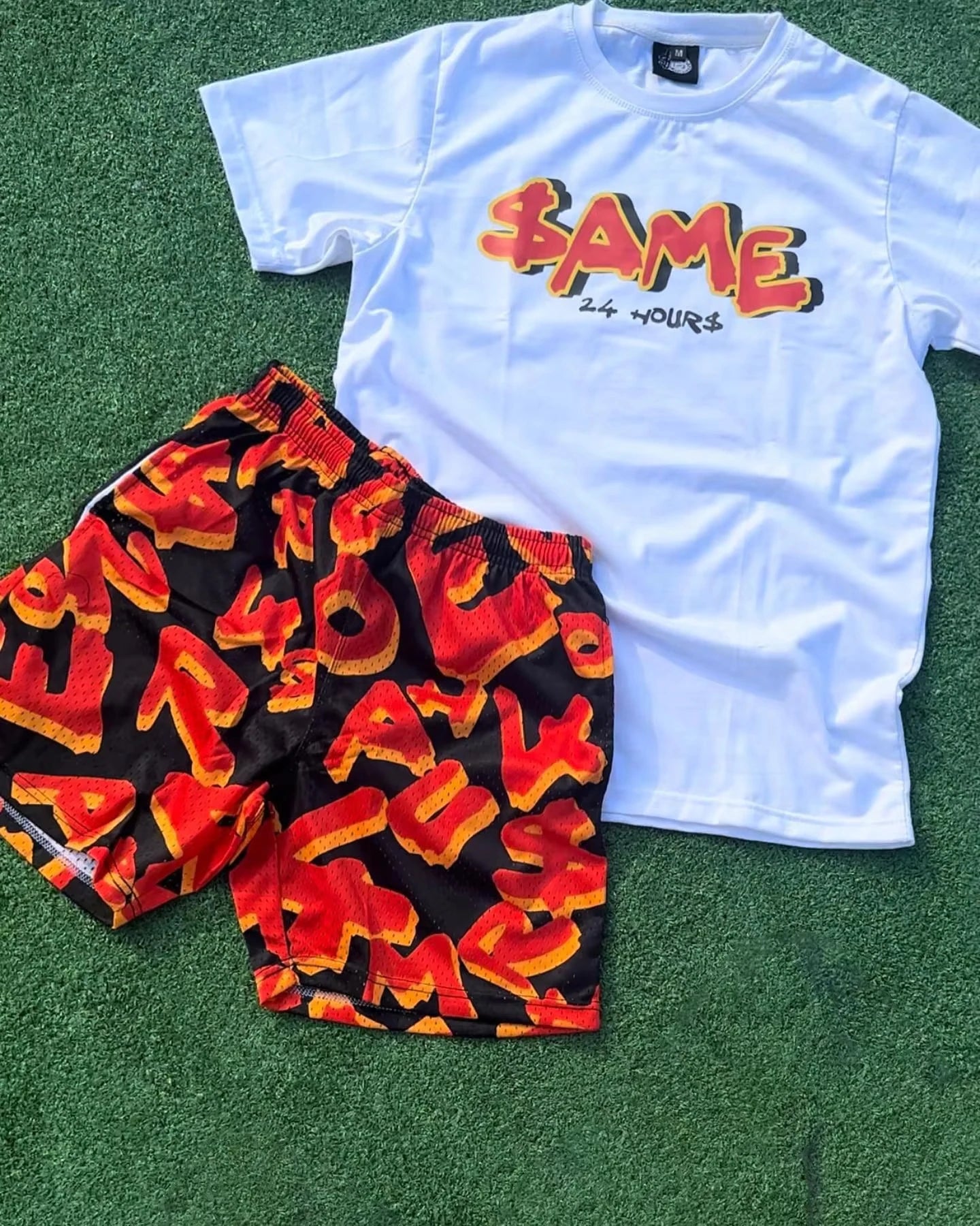 Men's Summer Set Sportswear 2-piece Set Short Sleeve Round Neck Custom Printed T-shirt Shorts Men's Shorts Set Lightweight