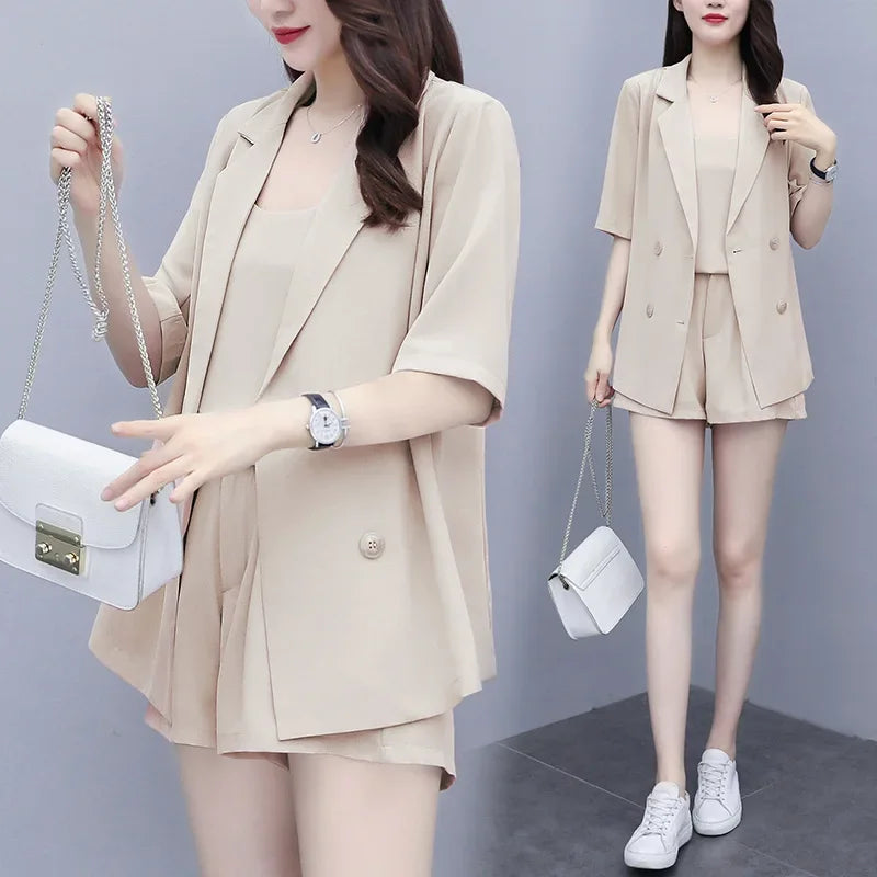 Plus Size Women's Fashionable Summer Set Cover Belly Shorts And Blouse Three Piece Set Stylish plus Size Clothing Ensemble