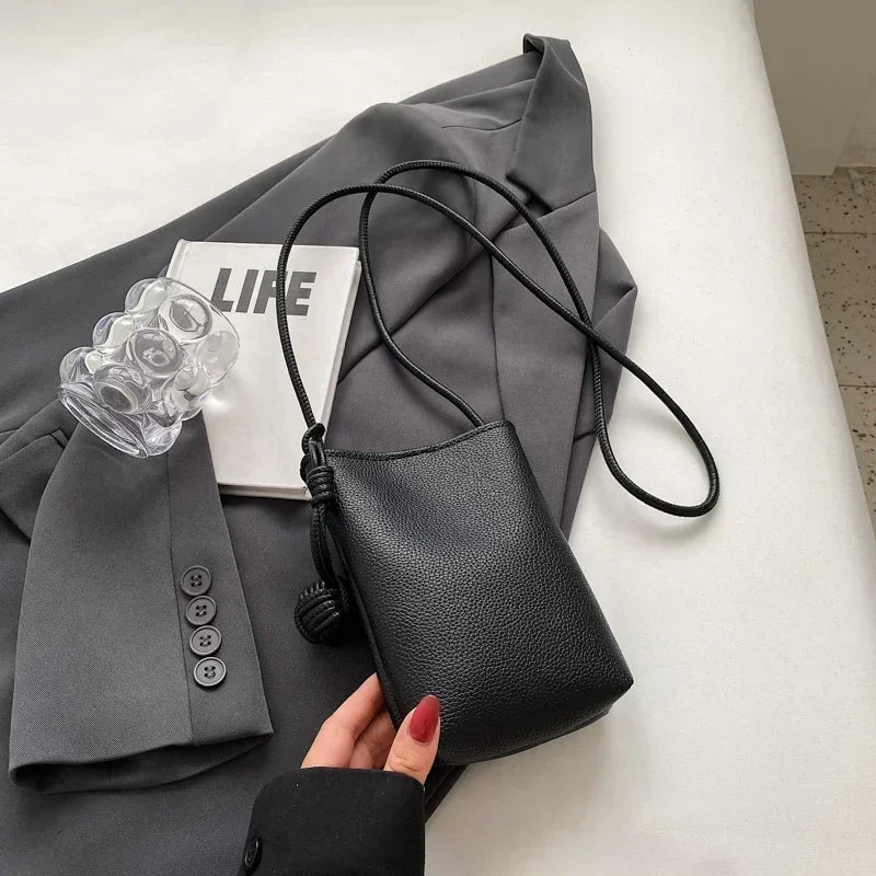 Women Leather Small Crossbody Bag Designer Cell Phone Bag Lightweight Fashion Shoulder Bag Ladies Travel Purse