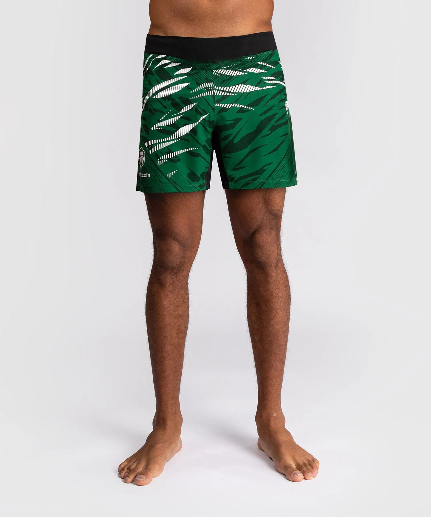 Men's Beach Shorts Popular Fitness Sports Shorts in Europe and America Comfortable Breathable Boxing Shorts