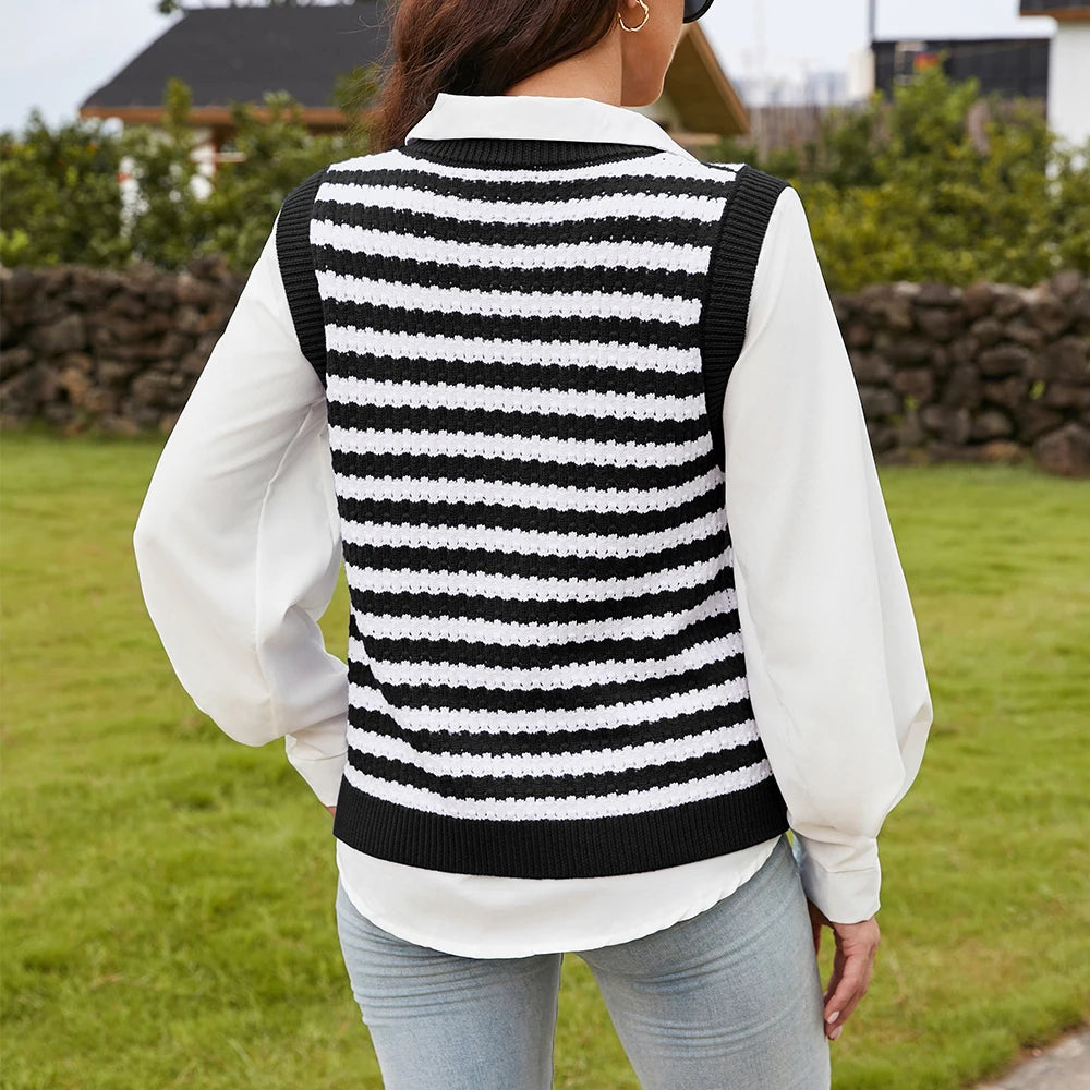 Women Knit Sweater Vest Striped Sleeveless V Neck Loose Fitting Fashion Colorblock Button Up