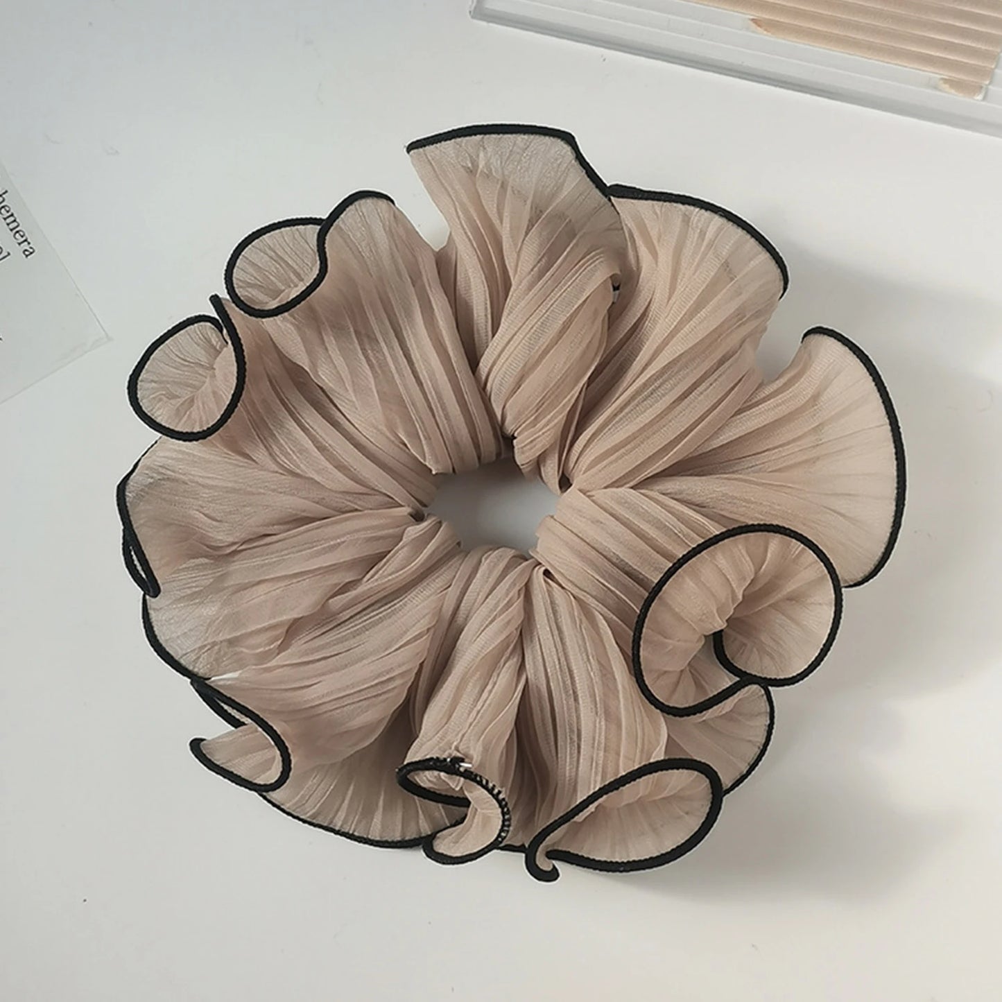 Fashion Style Big Scrunchies Hair ties For Bun Hairstyle Hair Accessories For Women Headwear