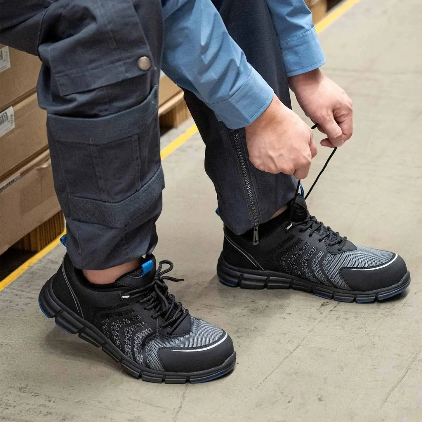 SPIEZ Men's Safety Shoes, Composite Toe, Non-Slip, Puncture-Proof, Lightweight & Breathable Work Sneakers, Black (US 7.5-12)