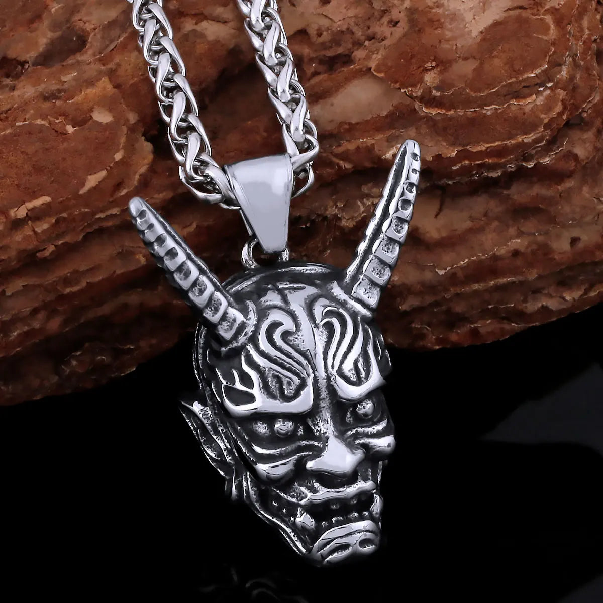 Creative 316L Stainless Steel Ghost Skull Necklace Vintage Viking Men's Neo-Gothic Fashion  Pendant Amulet