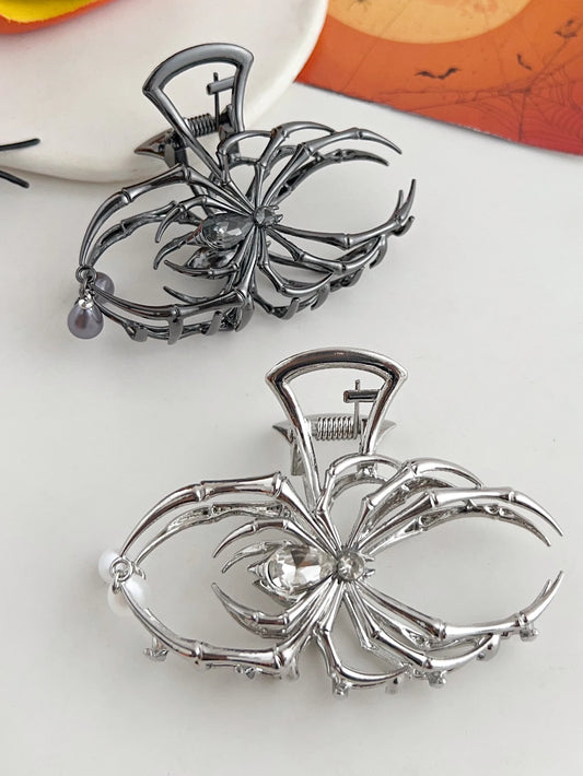 1Pcs  Spider Hair Claw Clips with Pearl Charm Design, Metal Gothic Punk Hair Clips Strong Hold Hair Accessories