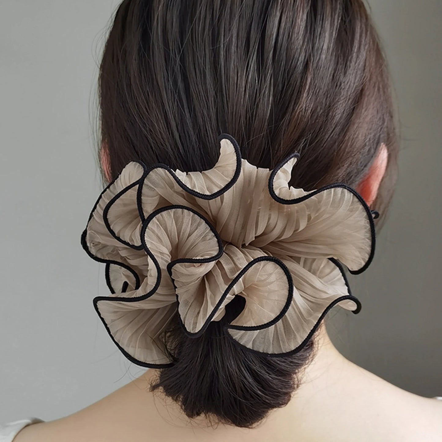 Fashion Style Big Scrunchies Hair ties For Bun Hairstyle Hair Accessories For Women Headwear
