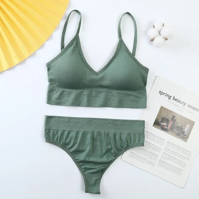 Bra and Panties Set Push Up Sports Bra Set Seamless Active Bra Thong Lingerie Set Fitness Crop Top