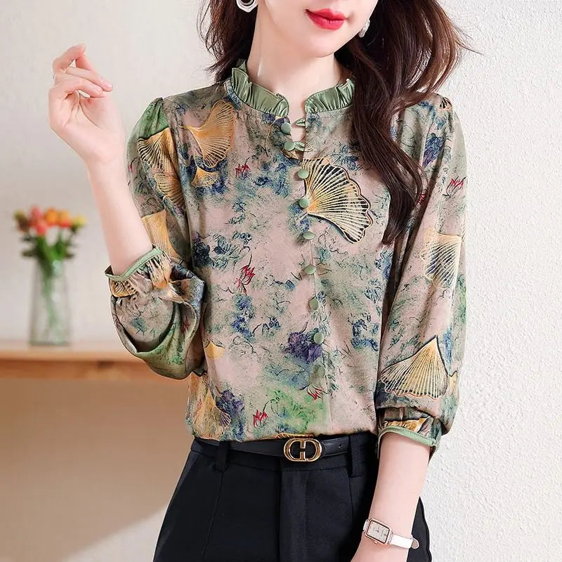 Lotus Collar Print