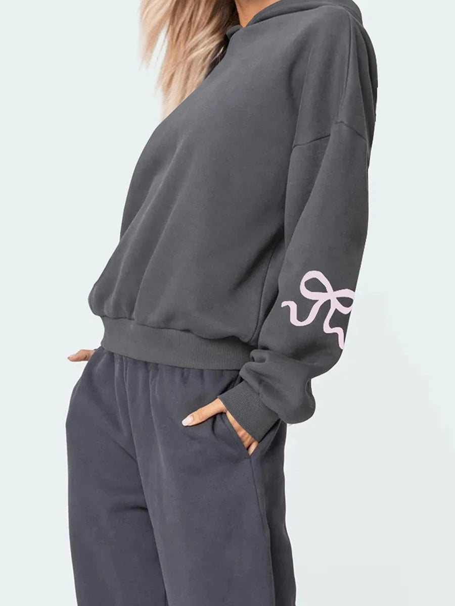 Casual Women s Oversized Hoodies with Bow Print Long Sleeve Sweatshirts Streetwear Aesthetic Tops for a Relaxed Look
