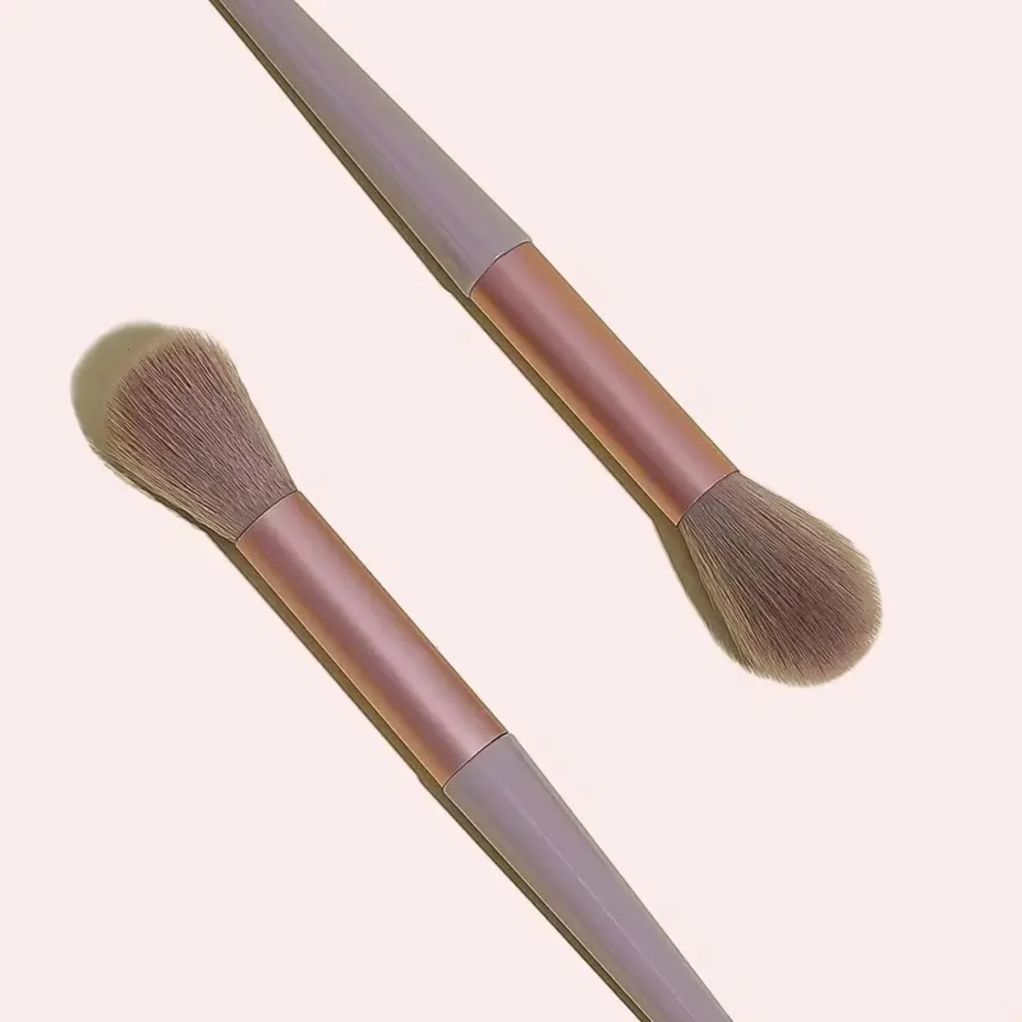 13 Pieces Makeup Brush Set & 1 Storage Bag  Premium Quality, Strong Powder Grab
