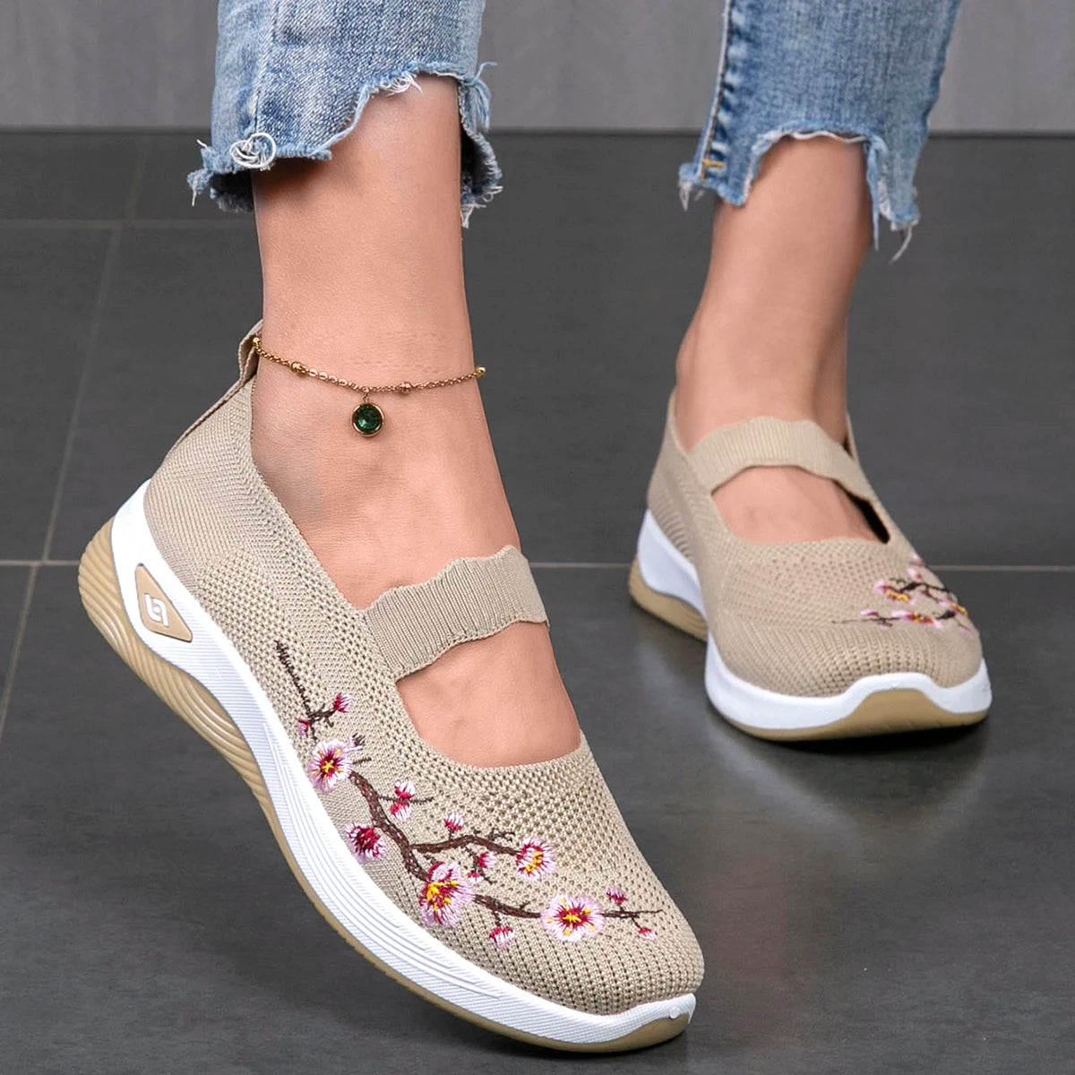 Women's sports shoes, fashionable, breathable, lightweight, non-slip, wear-resistant, casual sports shoes, flat shoes