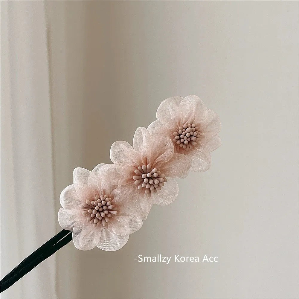 Elegant Shell Pearl Lazy Hair Curler Bow Barrettes Braided Hair Artifact Vintage Women Flower Hair Maker Tools Scrunchies
