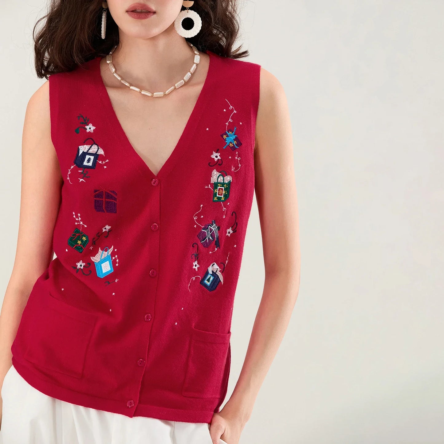 Women Christmas Knit Vest Top Embroidery Sleeveless Button Down Sweater Vest  Cardigans