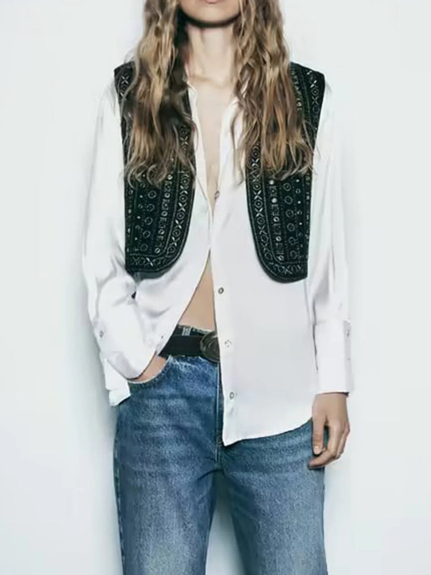 Elegant Floral Embroidered Sleeveless Vest Jacket  Stylish Open Front