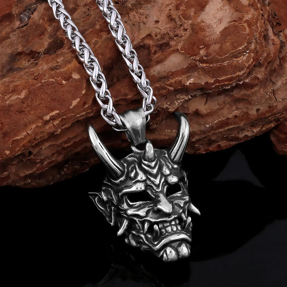 Creative 316L Stainless Steel Ghost Skull Necklace Vintage Viking Men's Neo-Gothic Fashion  Pendant Amulet