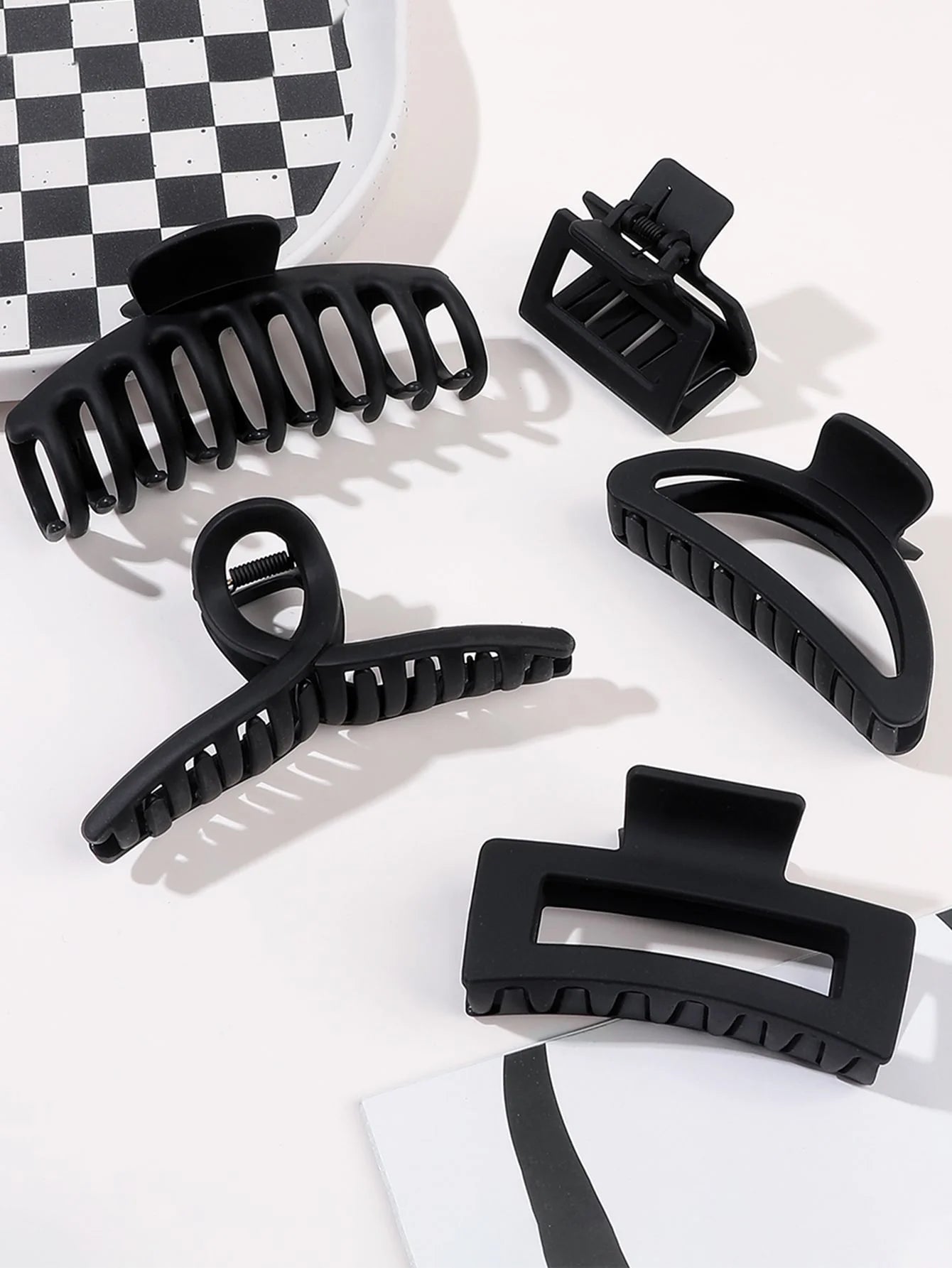5 Pcs Mixed Colors And Shapes Big Hair Claw Clips for Women Thin Thick Curly Hair, Strong Hold Jaw Clips.