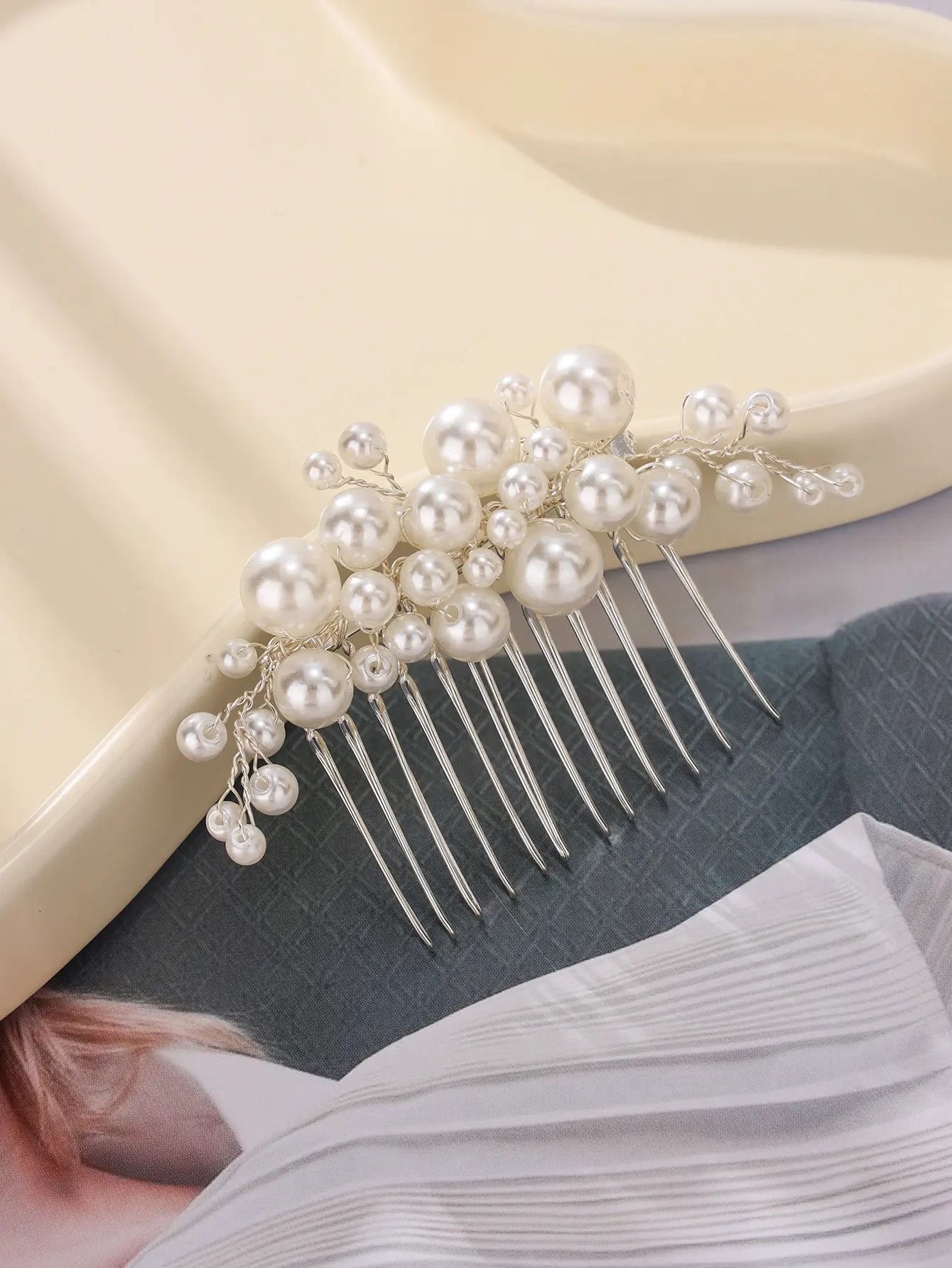 Elegant pearl  hair comb  side comb piece  hair ornament for women and girls